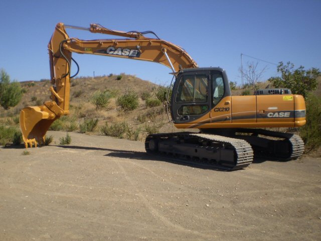 CASE  CX 210
